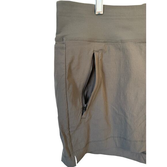 ATHLETA NWT Trekkie North Shorts Size 20 Mountain Olive Green Plus Sized Active - Picture 7 of 14